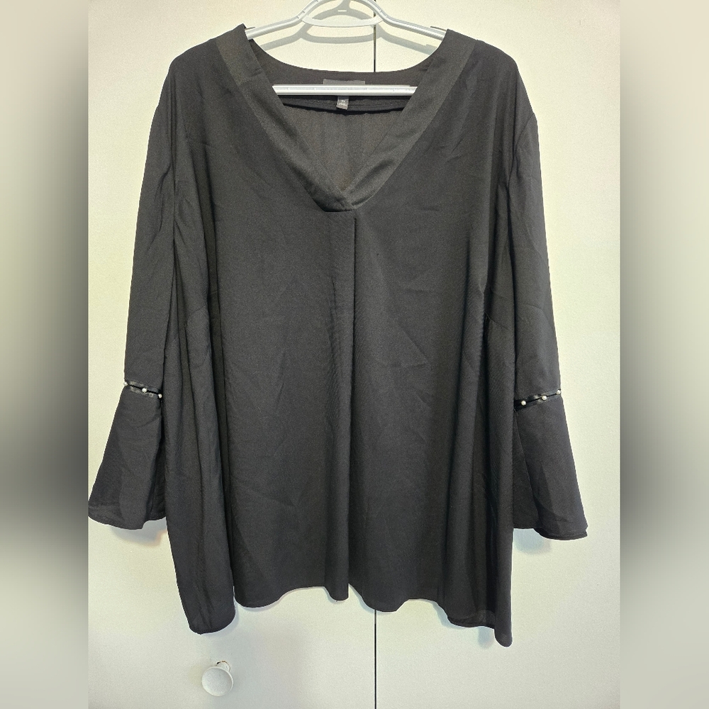The‎ Limited Black Women's Bell Sleeve Top with Pearl Accents- Size 2X